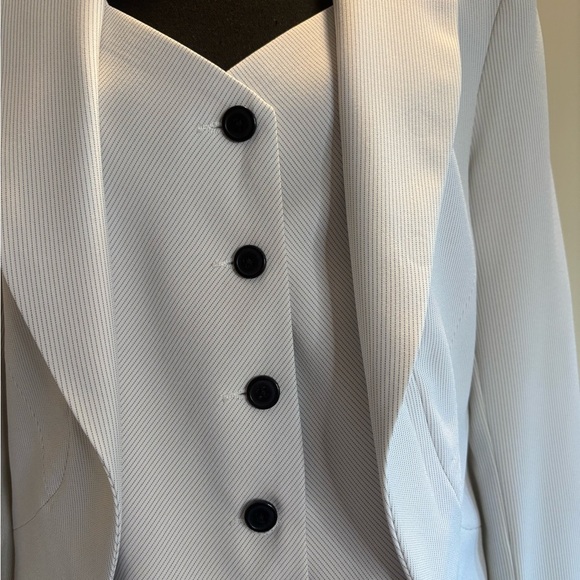 blacker Jackets & Blazers - Elegant White Blazer